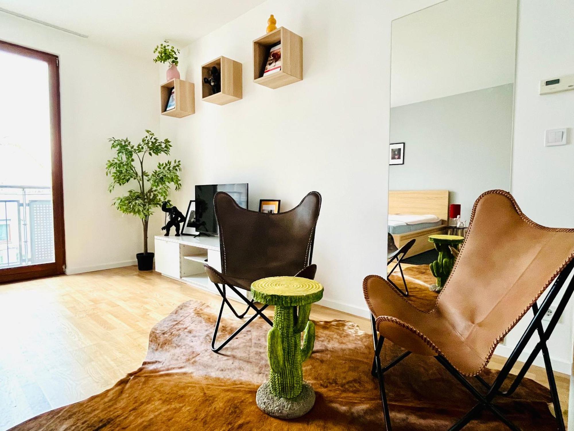 Bp-Est Cp Studio — Photos 1
